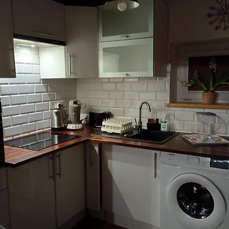 Apartament Pod Lasem Tenczynek Exteriör bild
